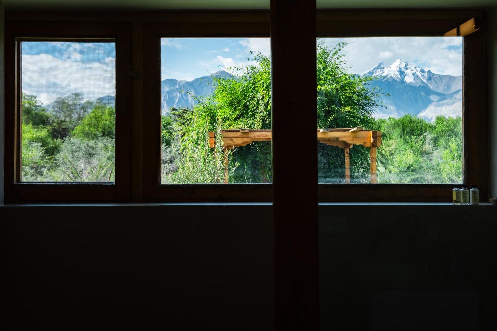 Lchang Nang Retreat-The House Of Trees-Nubra Valley Hotel Sumur Exterior photo